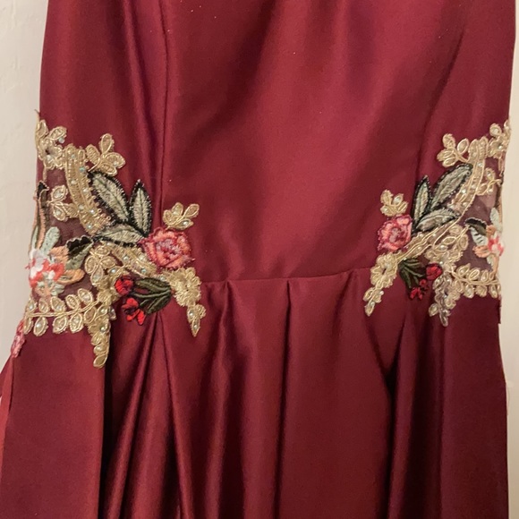 Beautiful Red Evening Dress - Picture 3 of 5